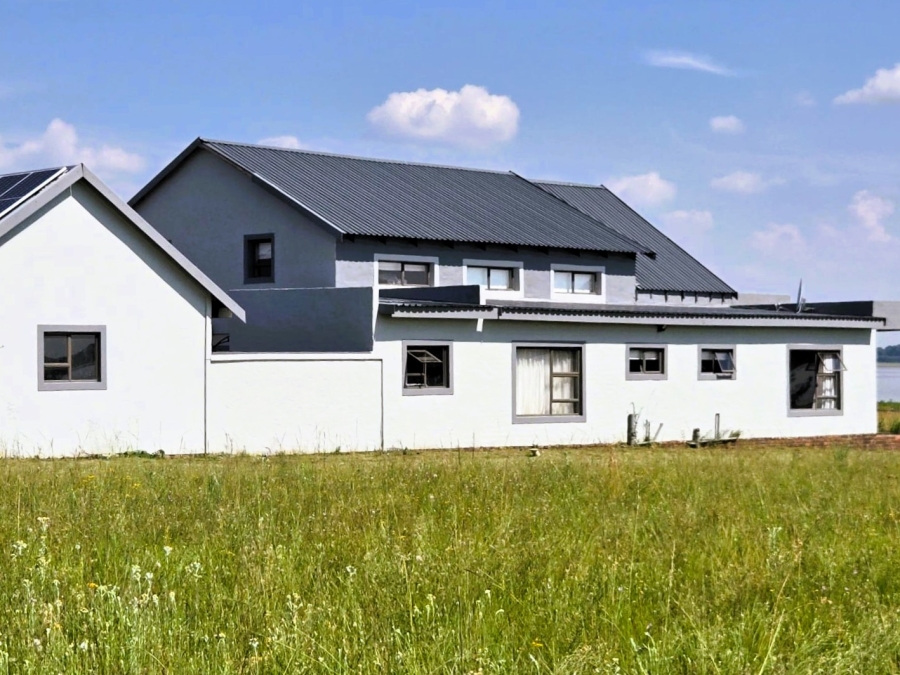 4 Bedroom Property for Sale in Vaal Marina Gauteng