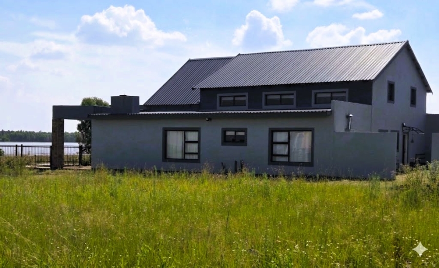 4 Bedroom Property for Sale in Vaal Marina Gauteng