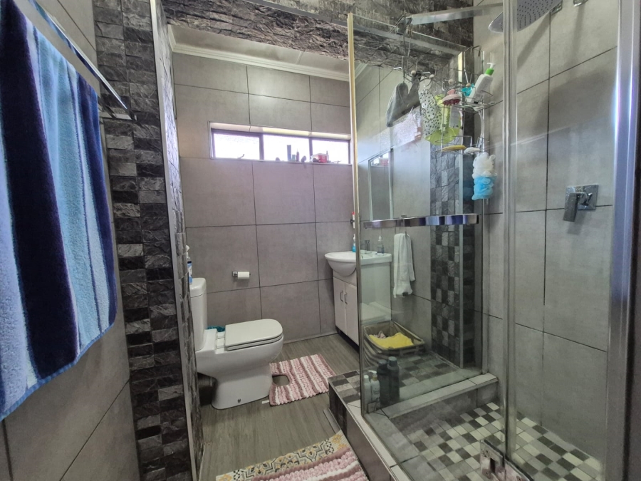 3 Bedroom Property for Sale in Vanderbijlpark SE 2 Gauteng