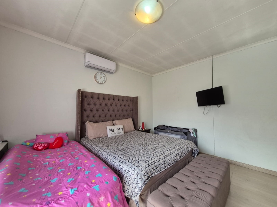 3 Bedroom Property for Sale in Vanderbijlpark SE 2 Gauteng