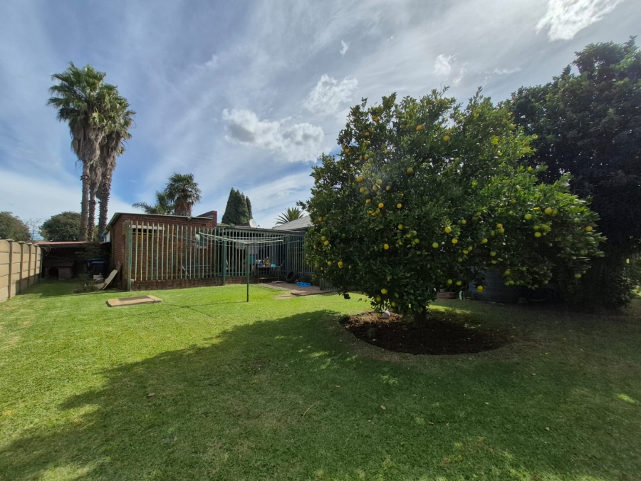 3 Bedroom Property for Sale in Vanderbijlpark SE 2 Gauteng