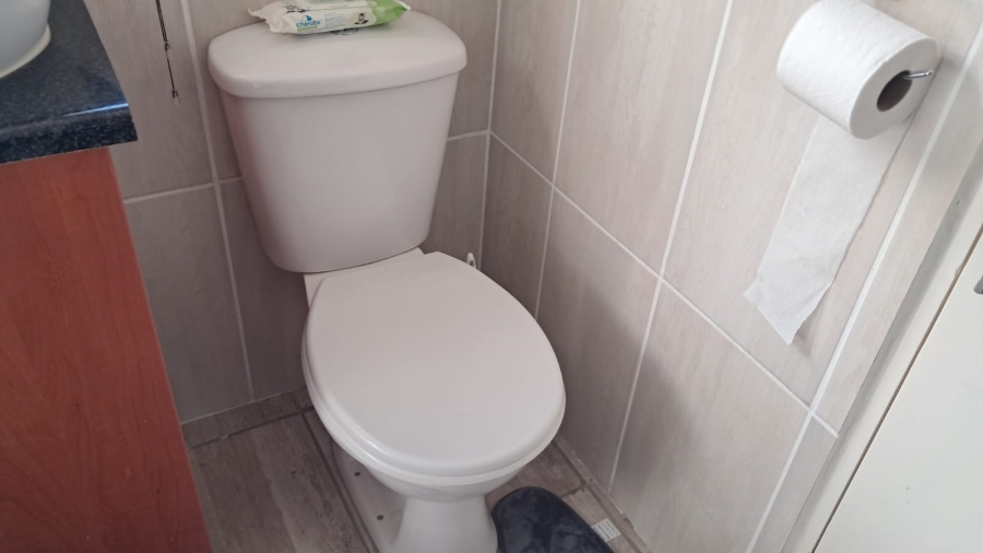 To Let 3 Bedroom Property for Rent in Krugersdorp West Gauteng