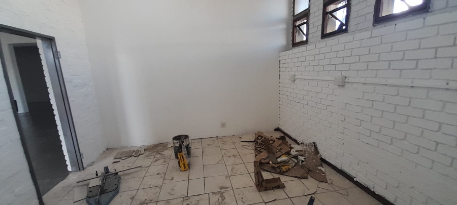 To Let Commercial Property for Rent in Kyalami Gauteng
