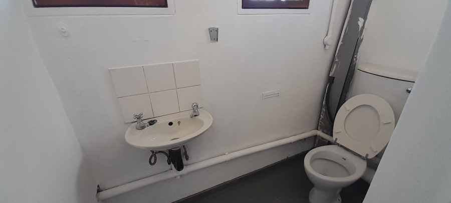 To Let Commercial Property for Rent in Kyalami Gauteng
