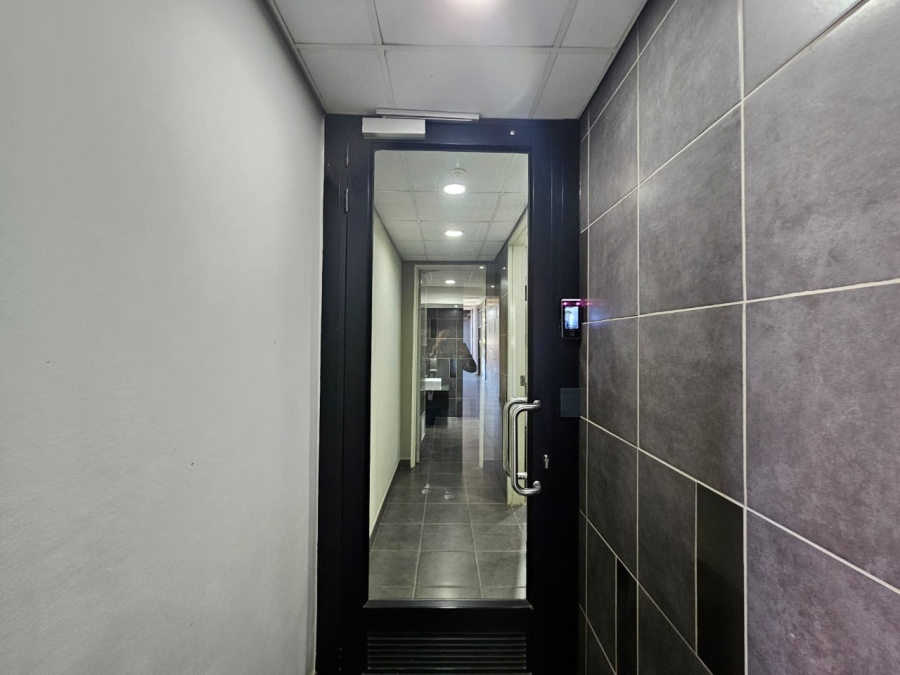 To Let Commercial Property for Rent in Erasmusrand Gauteng