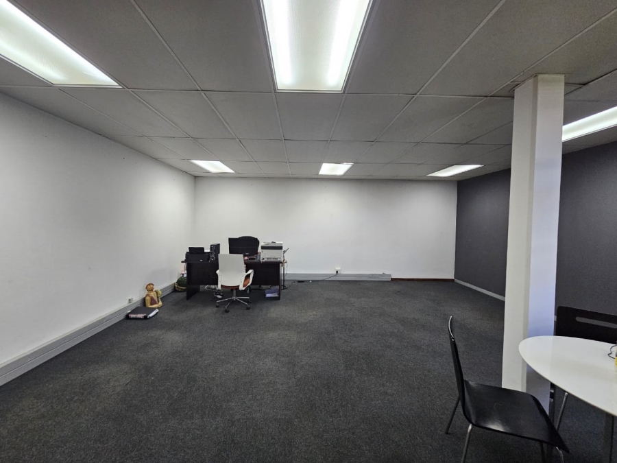 To Let Commercial Property for Rent in Erasmusrand Gauteng