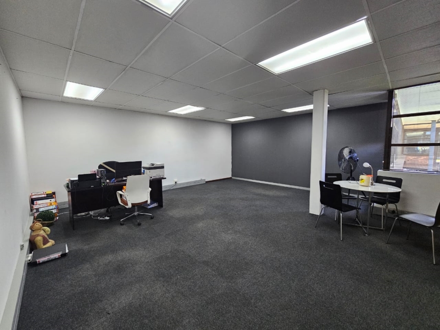 To Let Commercial Property for Rent in Erasmusrand Gauteng