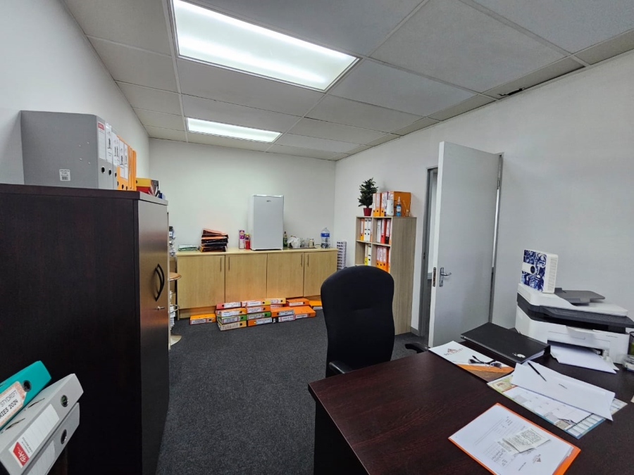 To Let Commercial Property for Rent in Erasmusrand Gauteng