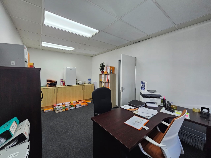 To Let Commercial Property for Rent in Erasmusrand Gauteng