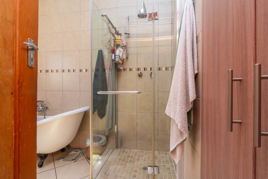 8 Bedroom Property for Sale in Franklin Roosevelt Park Gauteng