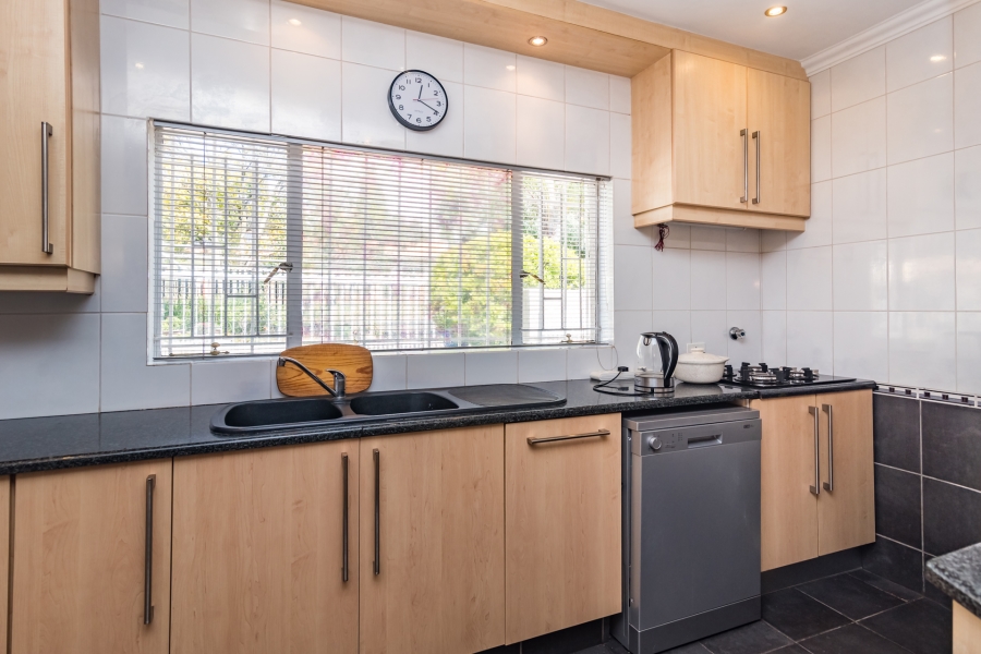 3 Bedroom Property for Sale in Breaunanda Gauteng