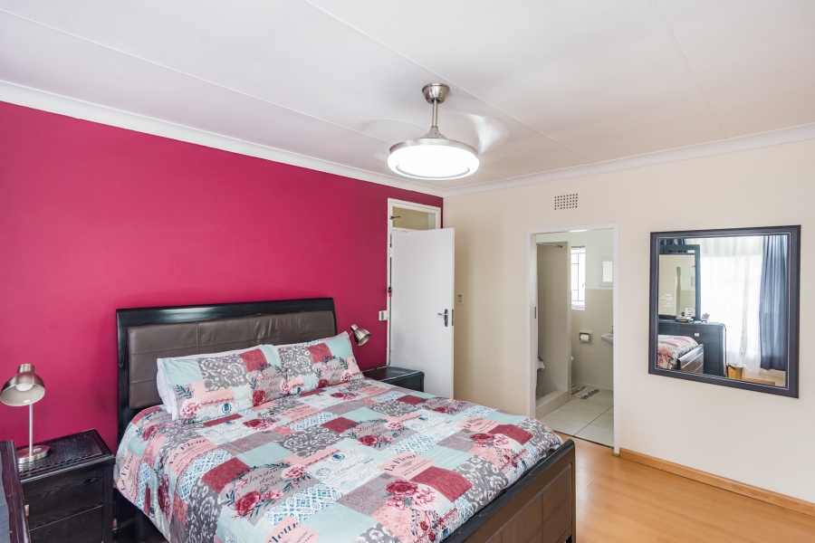 3 Bedroom Property for Sale in Breaunanda Gauteng