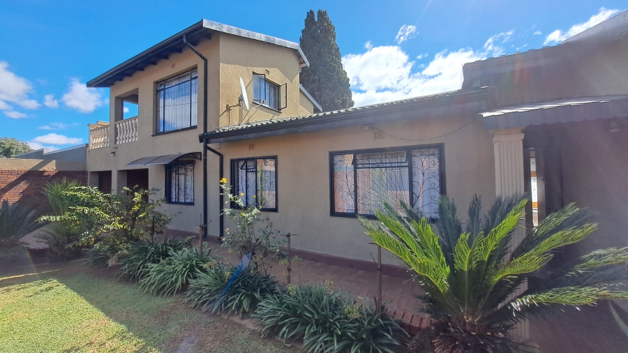 4 Bedroom Property for Sale in Eldorado Park Gauteng