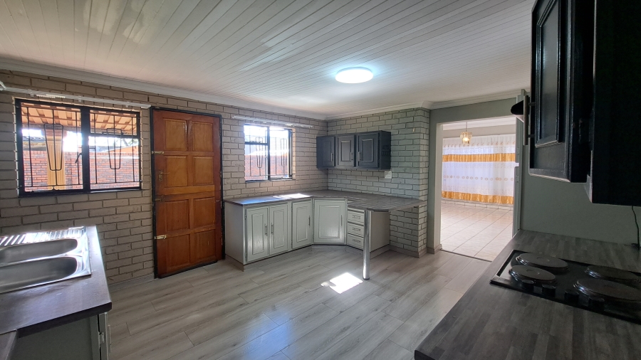 4 Bedroom Property for Sale in Eldorado Park Gauteng