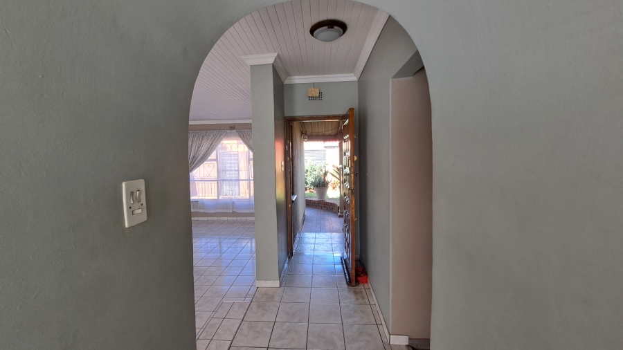 4 Bedroom Property for Sale in Eldorado Park Gauteng