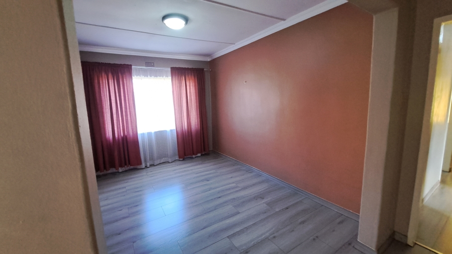4 Bedroom Property for Sale in Eldorado Park Gauteng