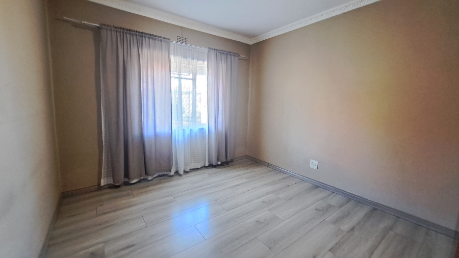 4 Bedroom Property for Sale in Eldorado Park Gauteng