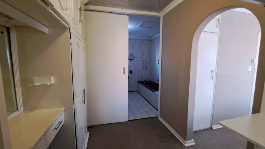 4 Bedroom Property for Sale in Eldorado Park Gauteng