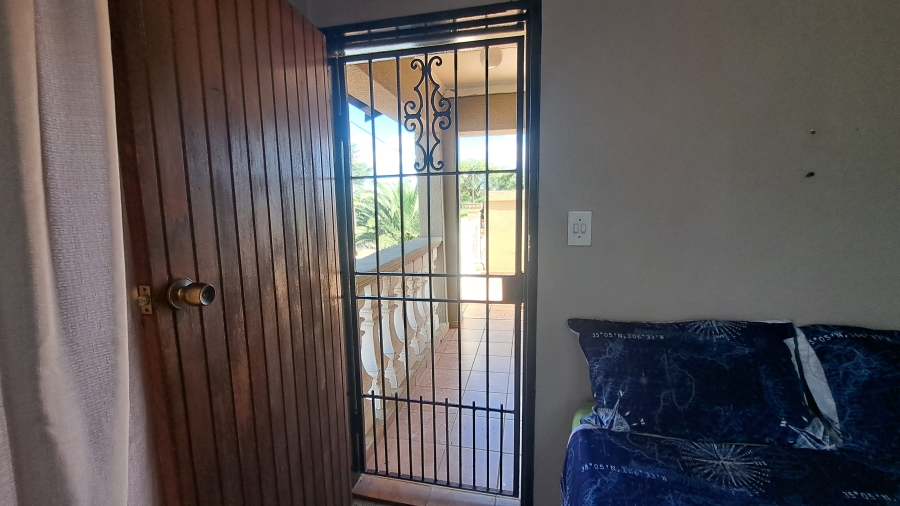 4 Bedroom Property for Sale in Eldorado Park Gauteng
