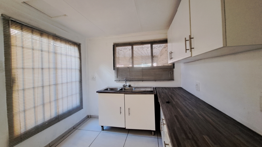 4 Bedroom Property for Sale in Eldorado Park Gauteng