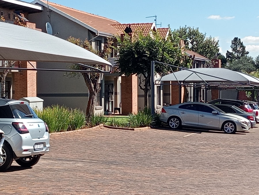 2 Bedroom Property for Sale in Rynfield Gauteng
