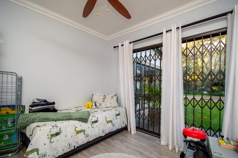 7 Bedroom Property for Sale in Brackenhurst Gauteng