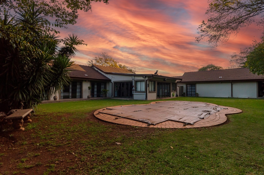 7 Bedroom Property for Sale in Brackenhurst Gauteng