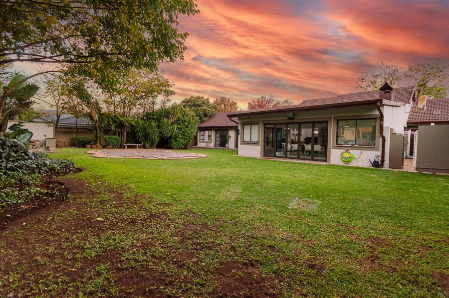 7 Bedroom Property for Sale in Brackenhurst Gauteng