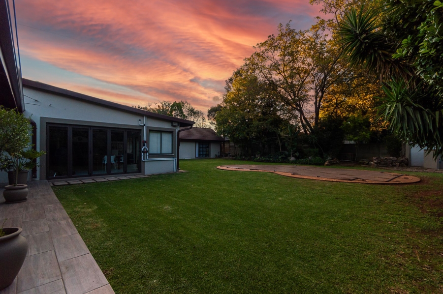 7 Bedroom Property for Sale in Brackenhurst Gauteng