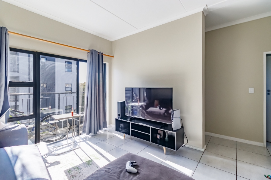 2 Bedroom Property for Sale in Grand Central Gauteng