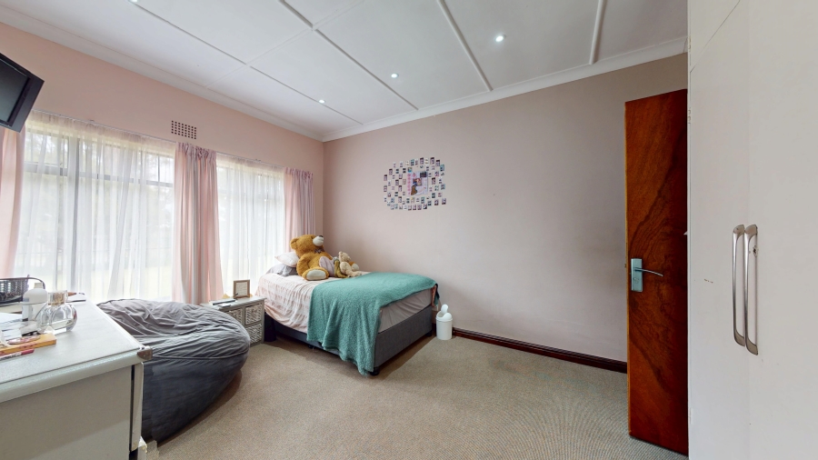 6 Bedroom Property for Sale in Morganridge Gauteng