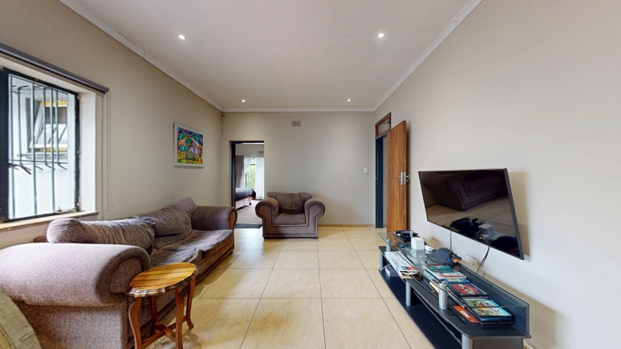 6 Bedroom Property for Sale in Morganridge Gauteng