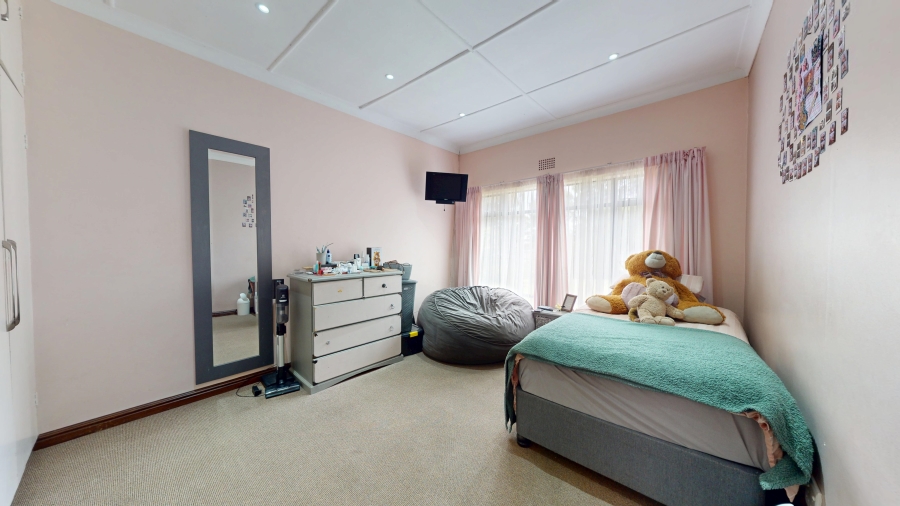 6 Bedroom Property for Sale in Morganridge Gauteng