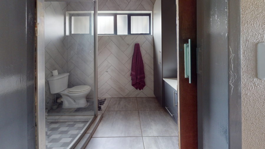 6 Bedroom Property for Sale in Morganridge Gauteng