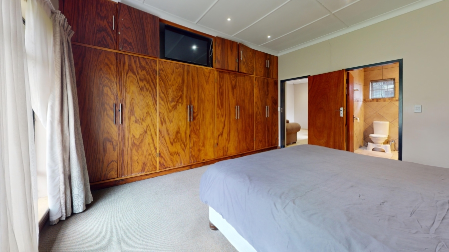 6 Bedroom Property for Sale in Morganridge Gauteng