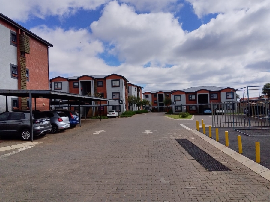 3 Bedroom Property for Sale in Terenure Gauteng