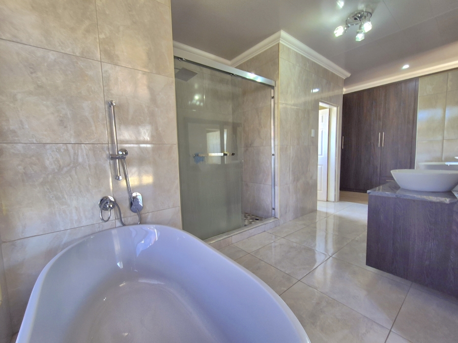 3 Bedroom Property for Sale in Helderwyk Gauteng