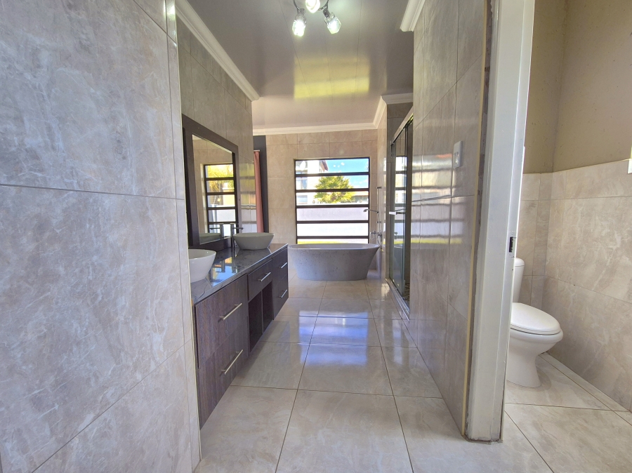 3 Bedroom Property for Sale in Helderwyk Gauteng