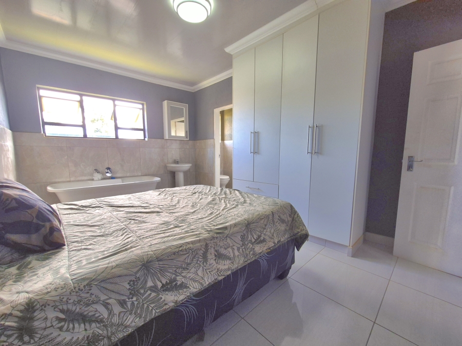 3 Bedroom Property for Sale in Helderwyk Gauteng