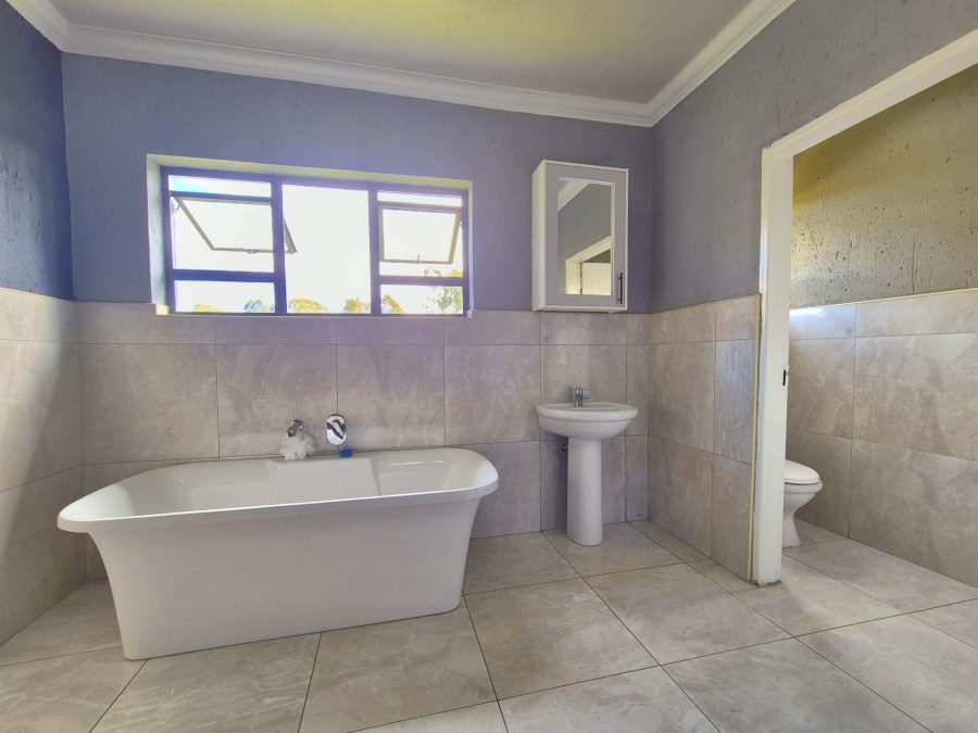 3 Bedroom Property for Sale in Helderwyk Gauteng