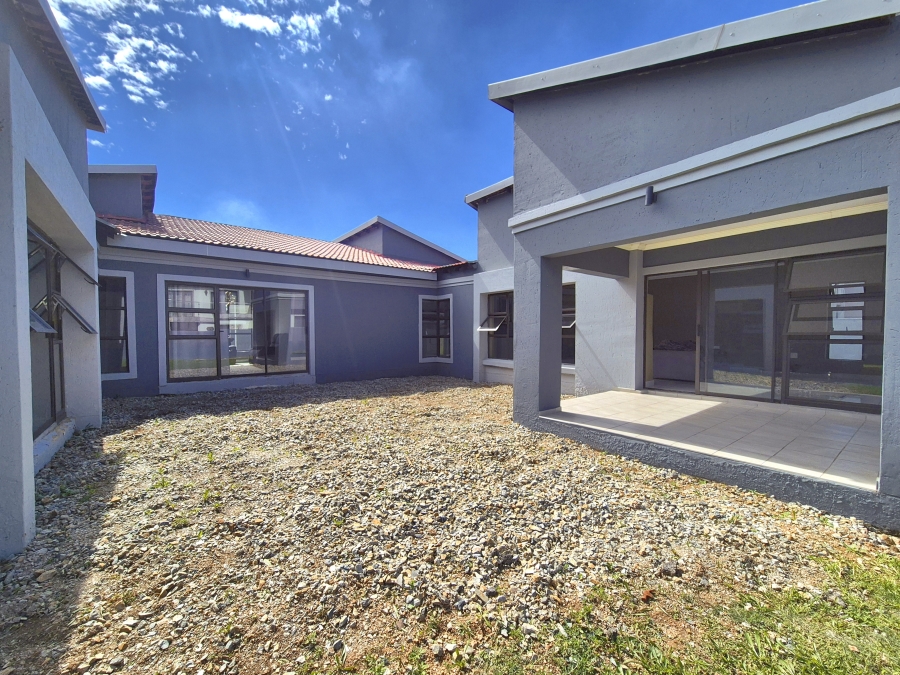 3 Bedroom Property for Sale in Helderwyk Gauteng