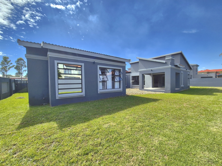 3 Bedroom Property for Sale in Helderwyk Gauteng