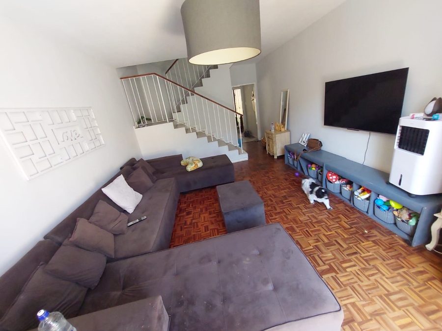 To Let 2 Bedroom Property for Rent in Gezina Gauteng