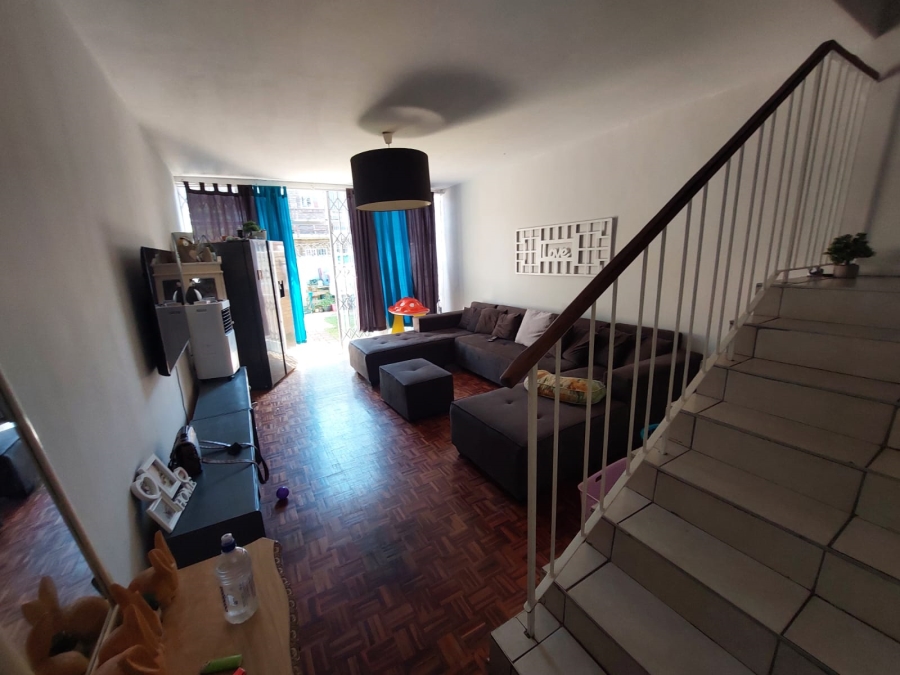 To Let 2 Bedroom Property for Rent in Gezina Gauteng