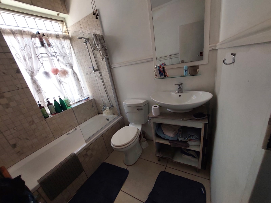 To Let 2 Bedroom Property for Rent in Gezina Gauteng