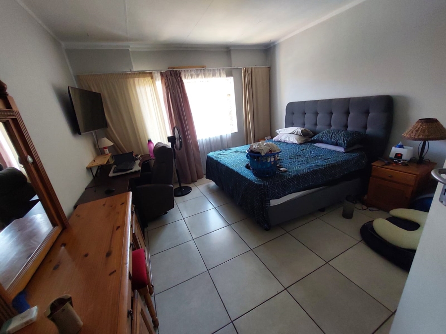 To Let 2 Bedroom Property for Rent in Gezina Gauteng