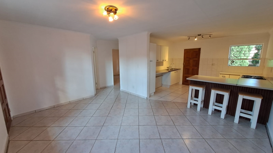 2 Bedroom Property for Sale in Die Hoewes Gauteng