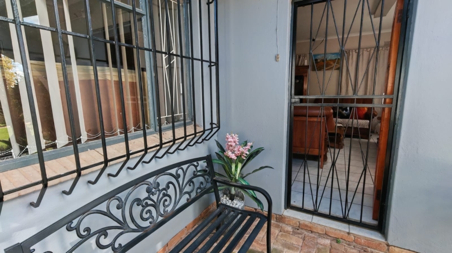 3 Bedroom Property for Sale in Noycedale Gauteng