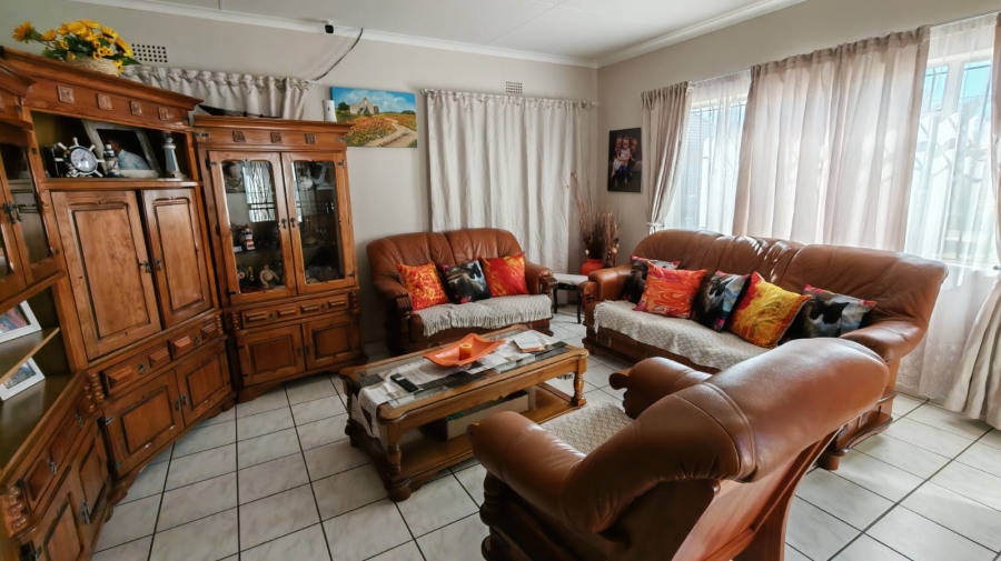 3 Bedroom Property for Sale in Noycedale Gauteng
