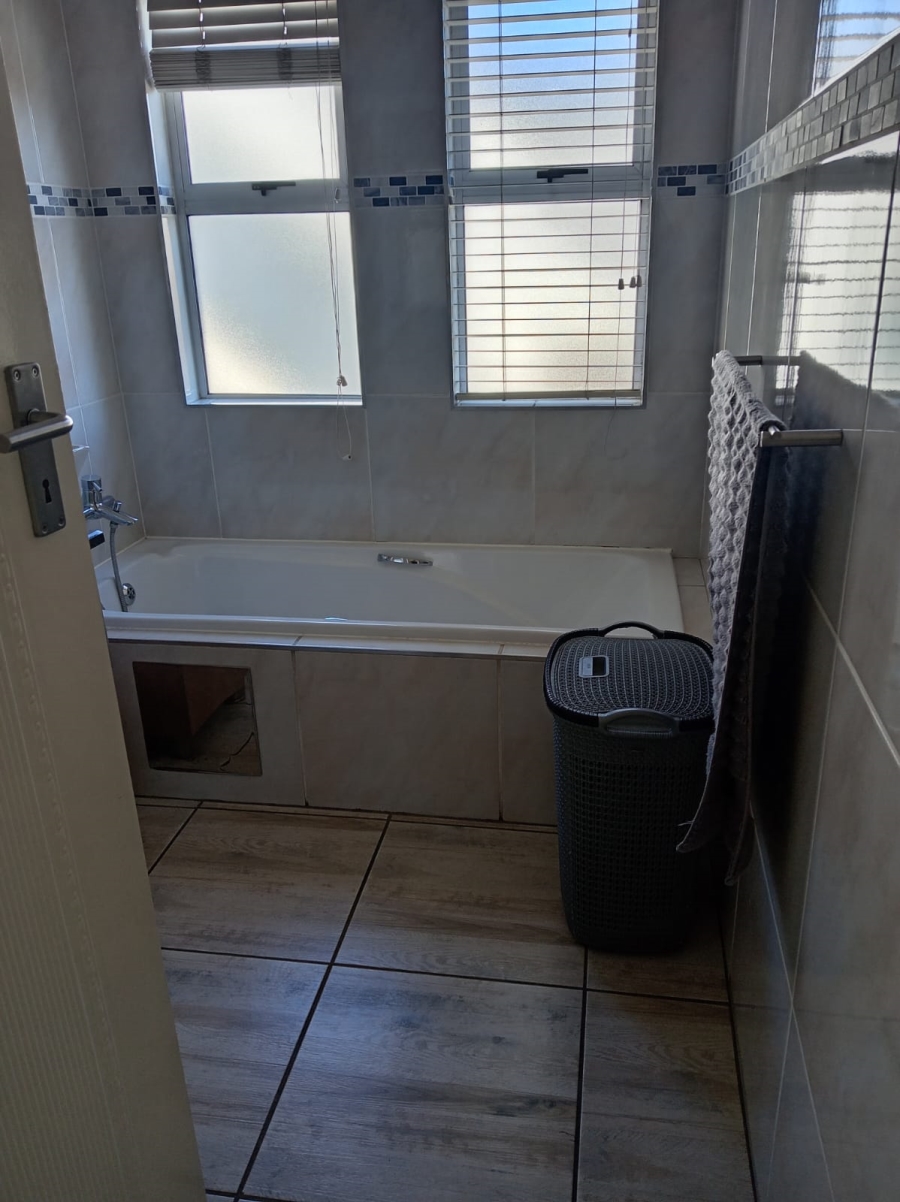3 Bedroom Property for Sale in Riverspray Lifestyle Estate Gauteng